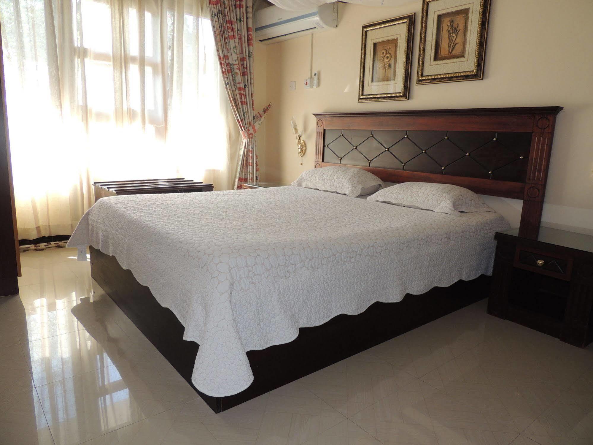 New Dodoma Hotel Eksteriør billede