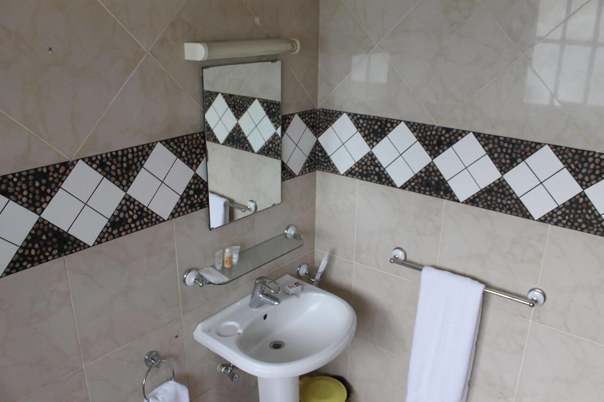 New Dodoma Hotel Eksteriør billede