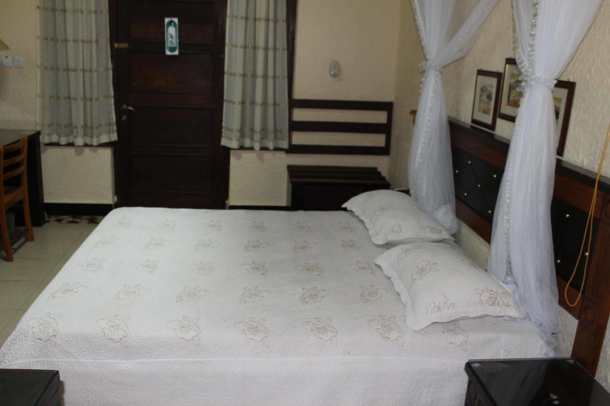 New Dodoma Hotel Eksteriør billede